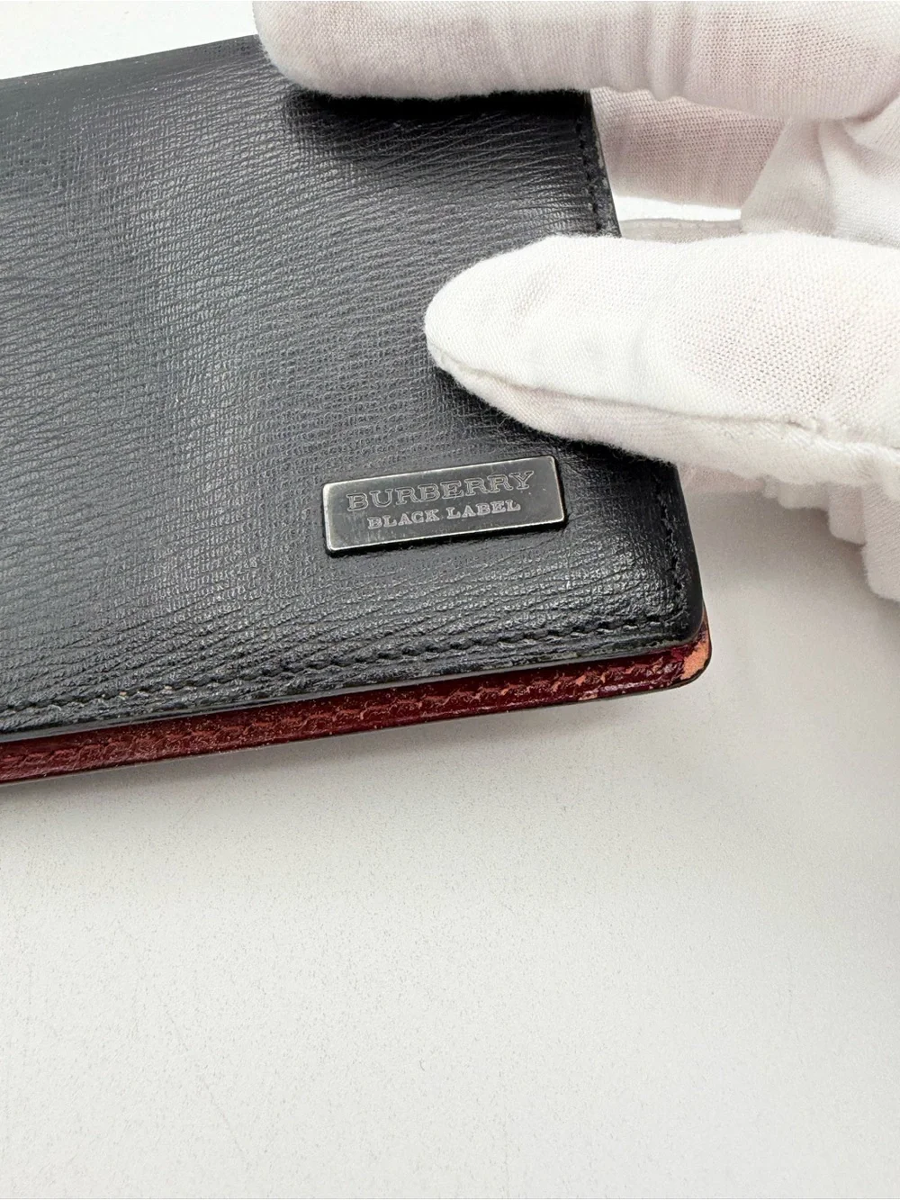 Burberry Long Leather bi fold Wallet